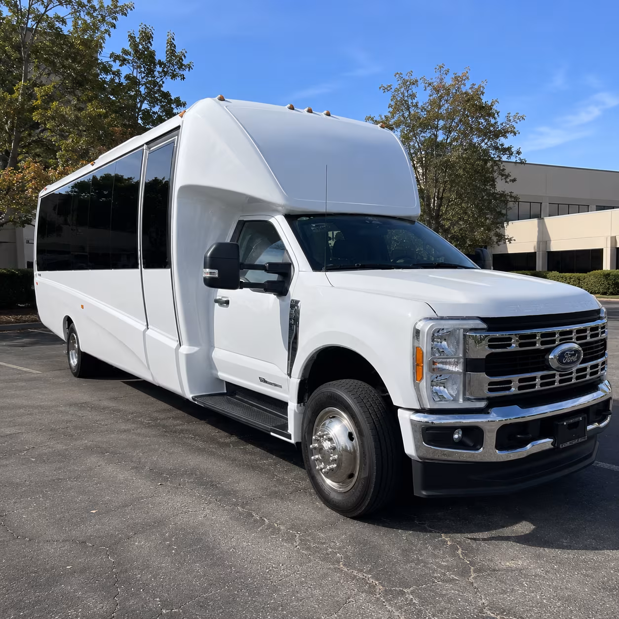 bus rentals for bands groups and performers traveling through somerville