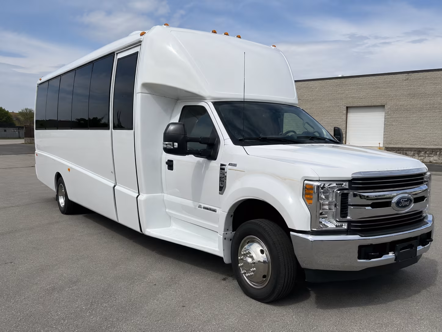 concert and nightlife buses through somerville and greater boston